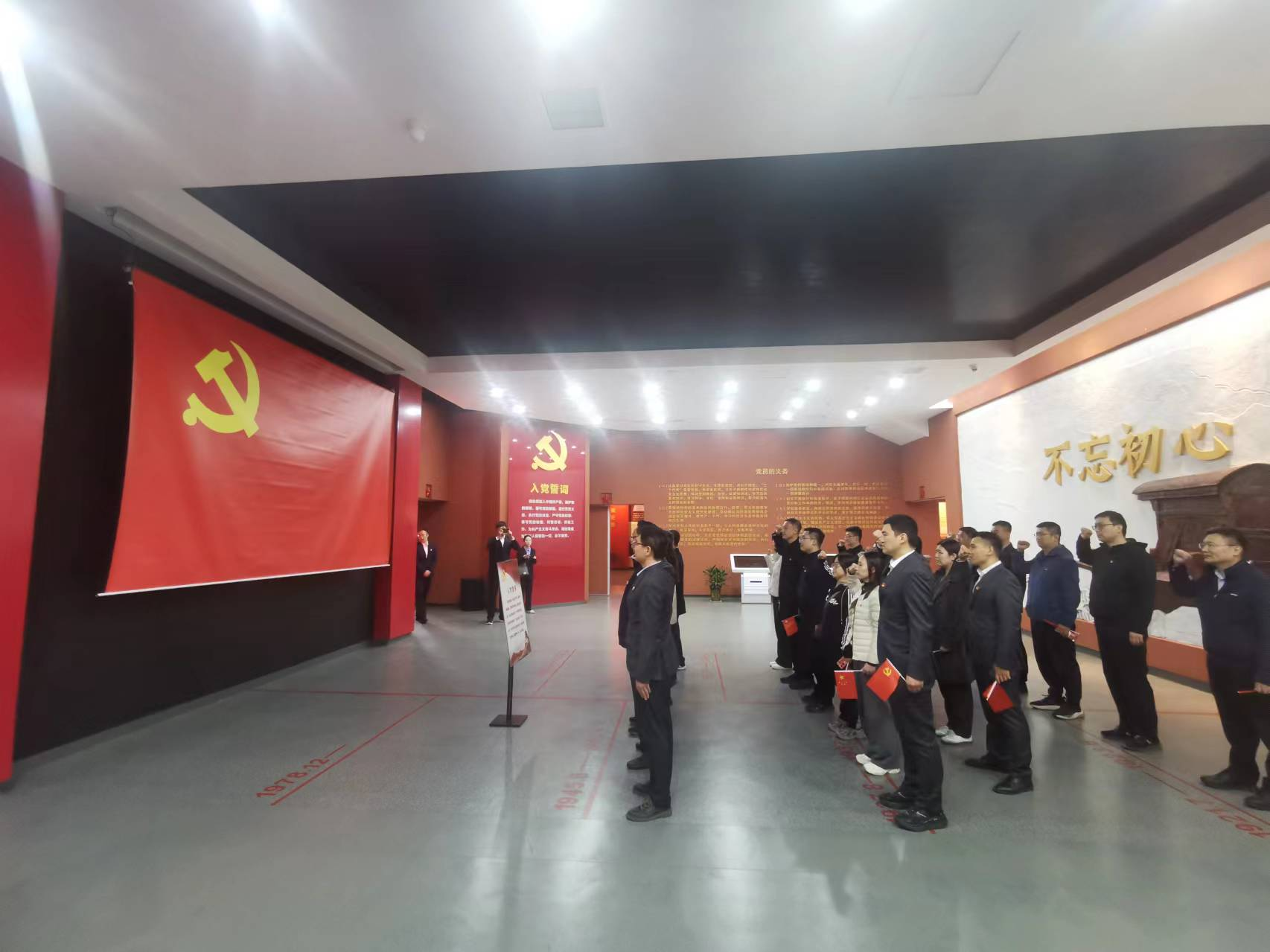 圖片2.png 圖片2.png